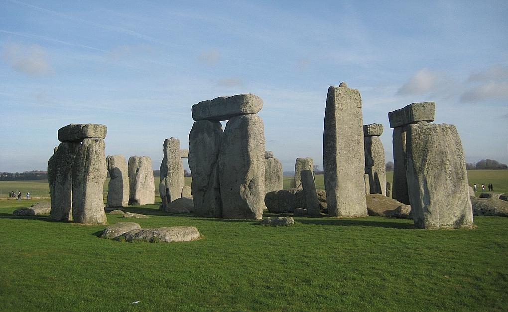 Stonehenge.jpg