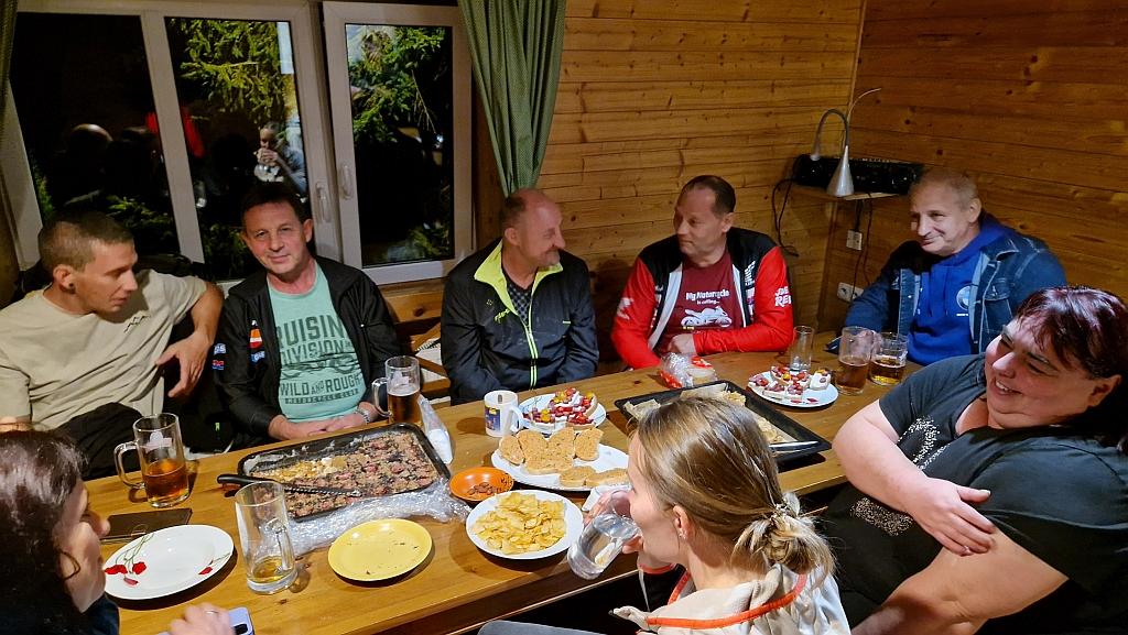 20250905_224008.jpg 20250905_224008.jpg